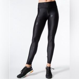 Terez Black Skull Print Leggings NWT